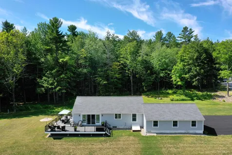 464 Pleasant Street New London NH 03257