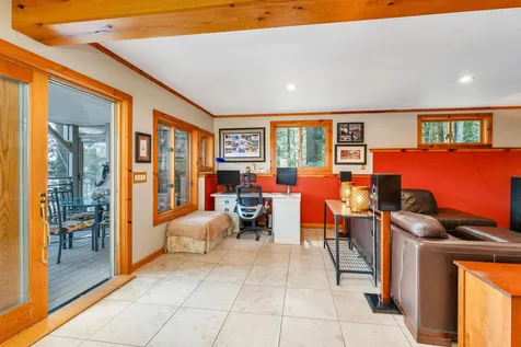 40 Beach Head Road Nottingham NH 03290