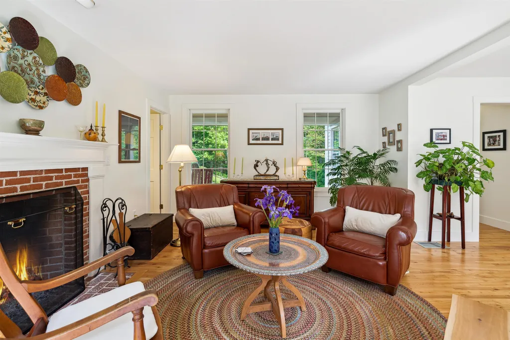 330 Fletcher Lane Hartford VT 05059-0254