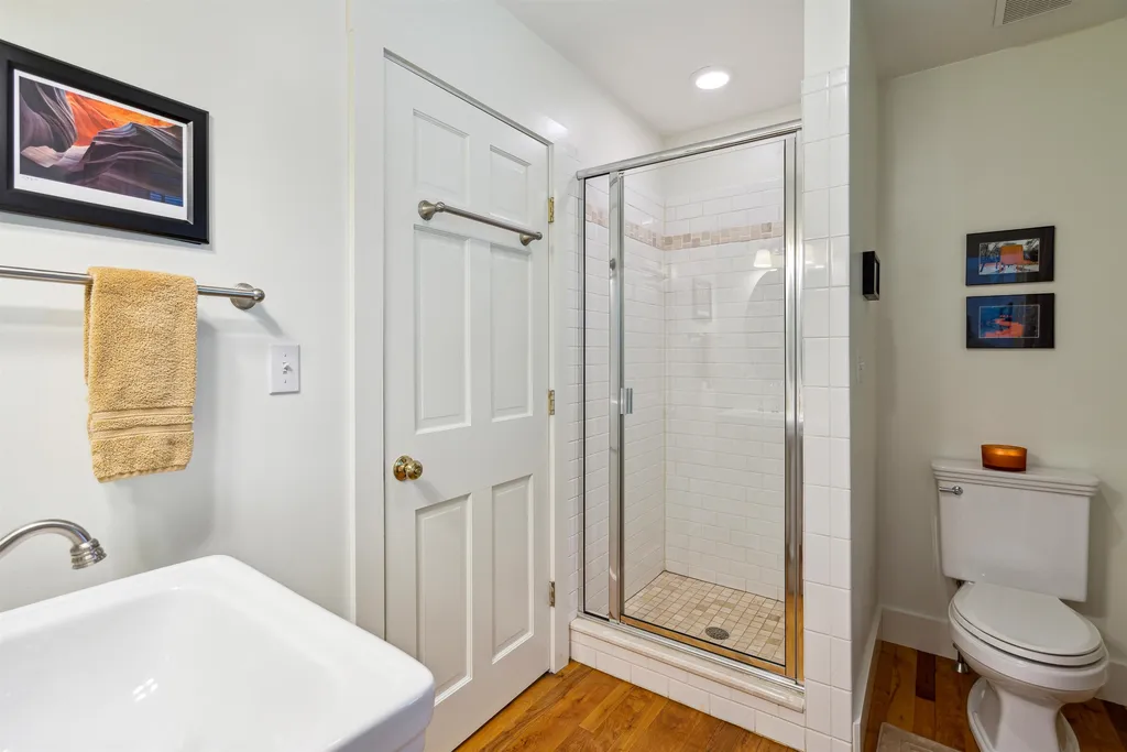 330 Fletcher Lane Hartford VT 05059-0254