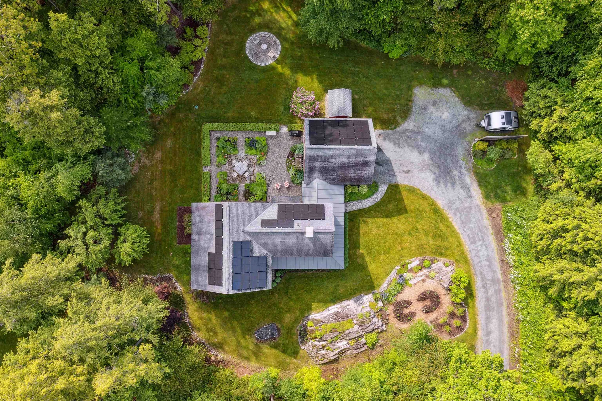 330 Fletcher Lane Hartford VT 05059-0254