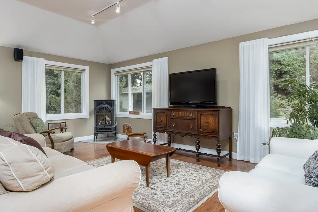 1 Browning Avenue Nashua NH 03062