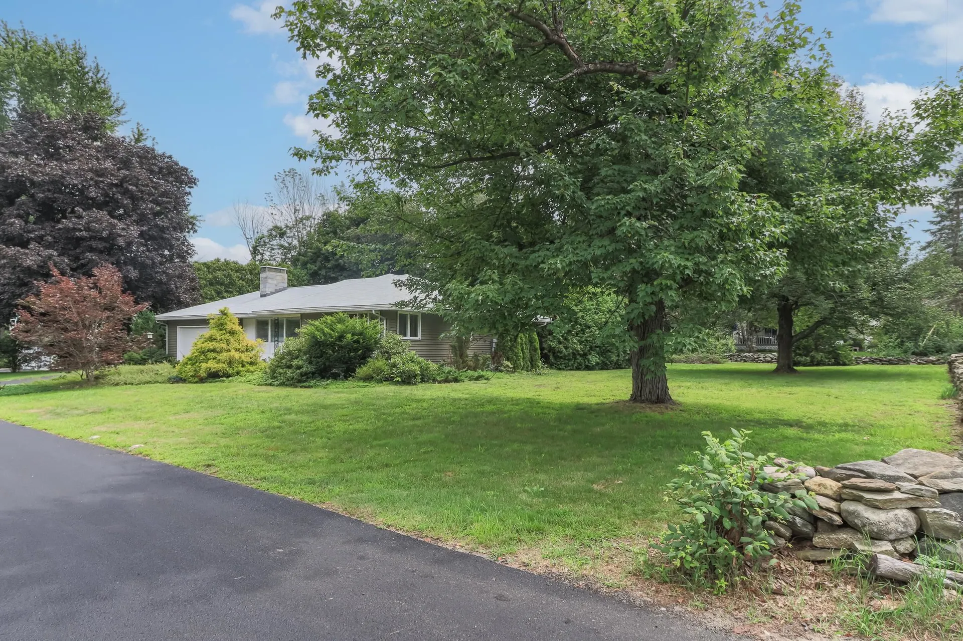 1 Browning Avenue Nashua NH 03062