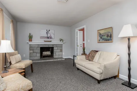 1 Browning Avenue Nashua NH 03062
