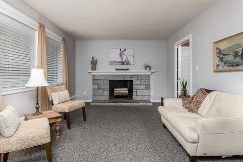 1 Browning Avenue Nashua NH 03062