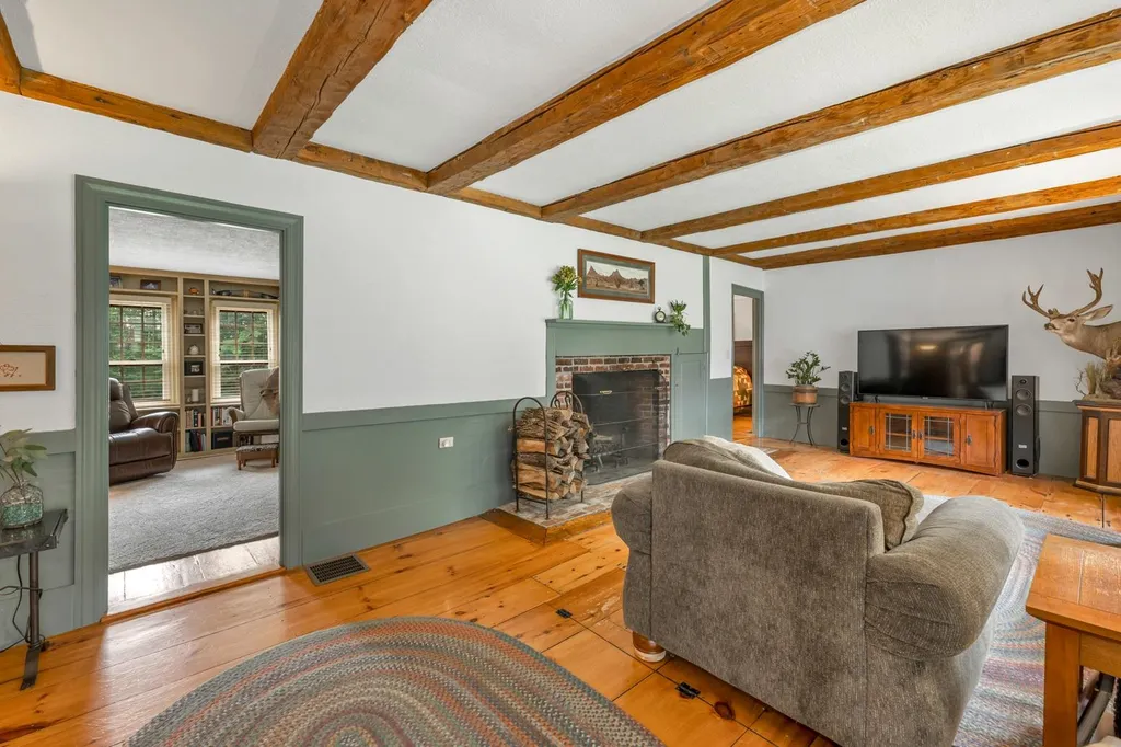319 Pork Hill Road Wolfeboro NH 03894