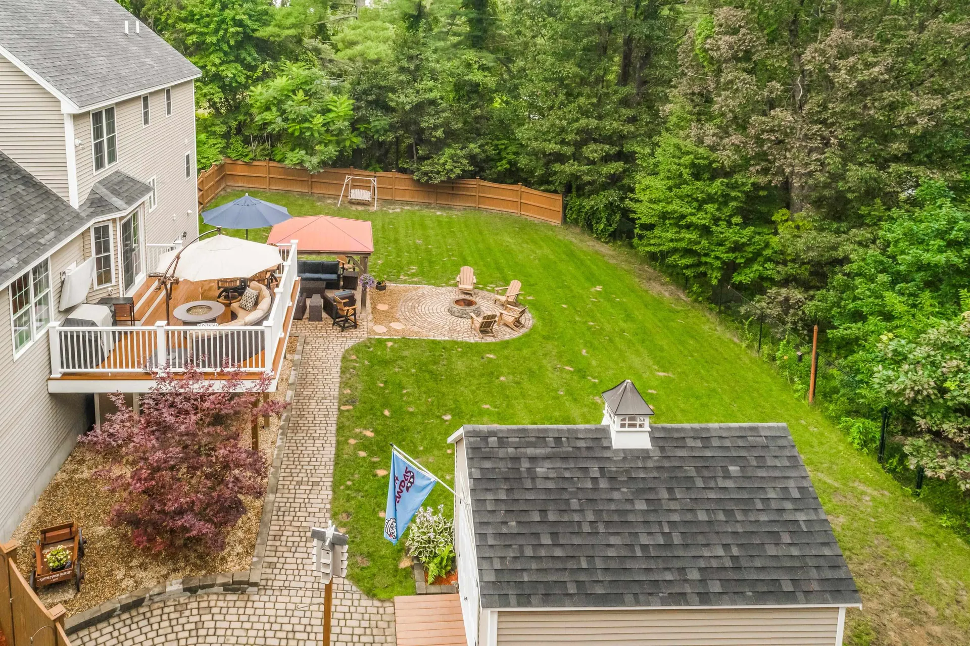 4 Hudson Hills Drive Hudson NH 03051