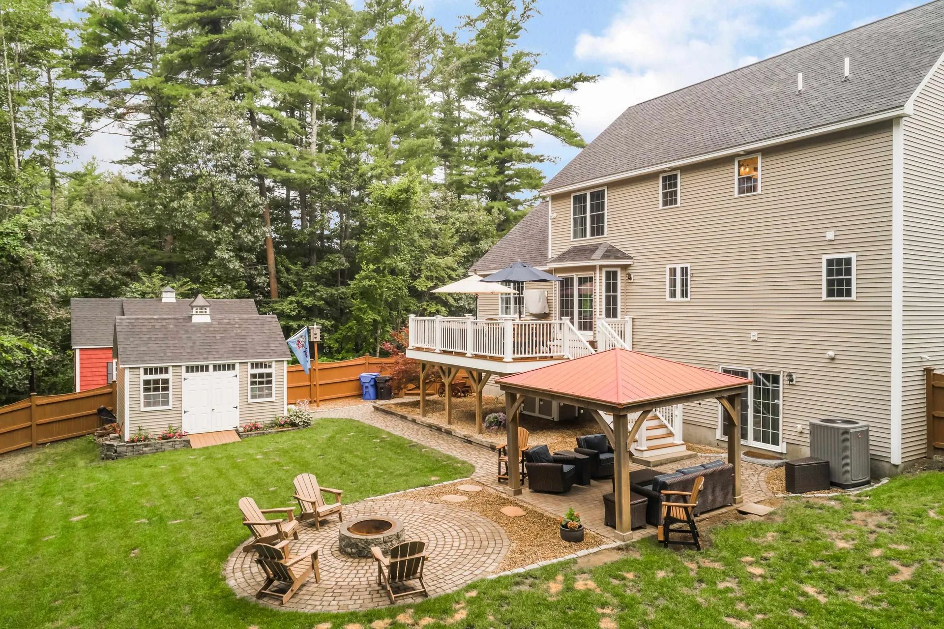 4 Hudson Hills Drive Hudson NH 03051