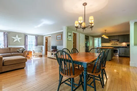167 Limey Lane Pomfret VT 05053