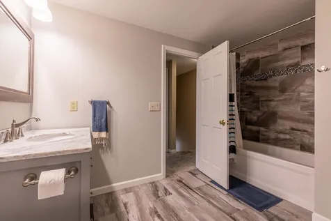 167 Limey Lane Pomfret VT 05053