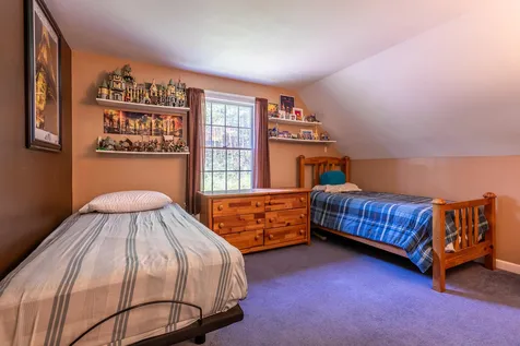 167 Limey Lane Pomfret VT 05053