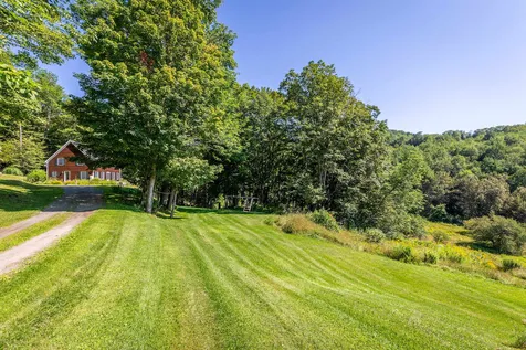 167 Limey Lane Pomfret VT 05053