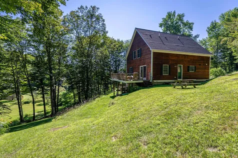 167 Limey Lane Pomfret VT 05053