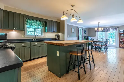 167 Limey Lane Pomfret VT 05053