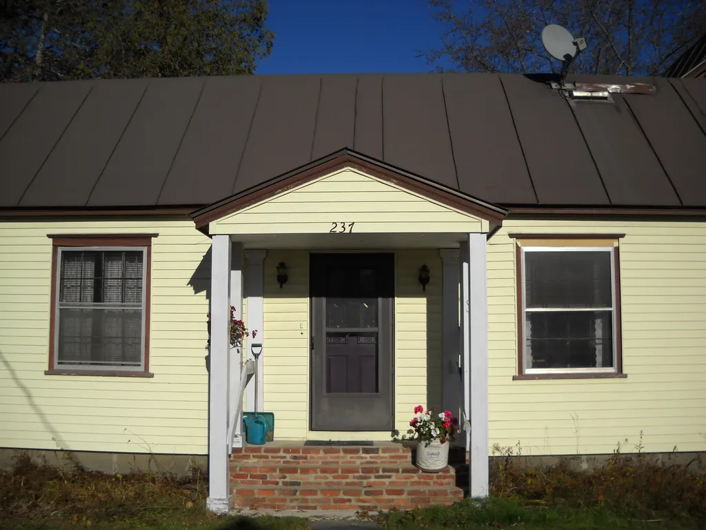 237 Us Route 5 Fairlee VT 05045