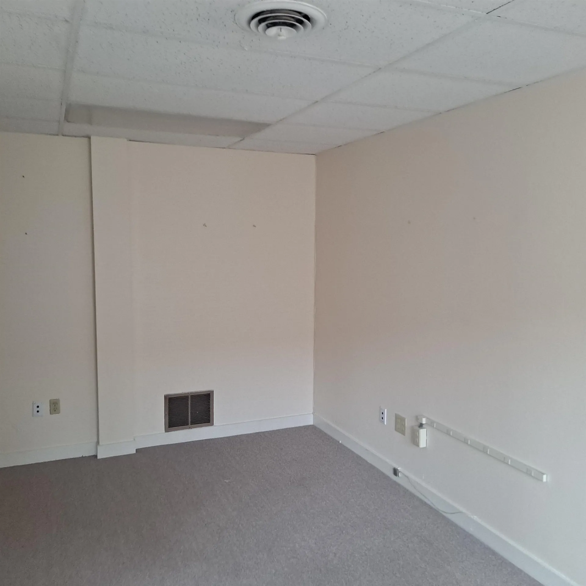 1 Elm Street Keene NH 03431