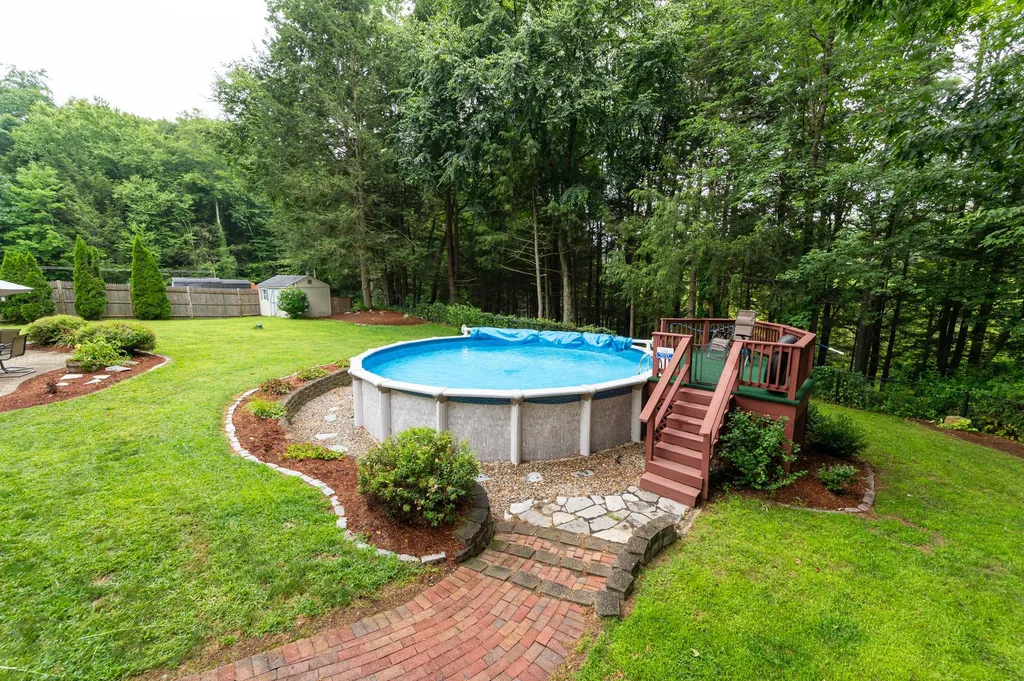 30 Beebe Lane Merrimack NH 03054