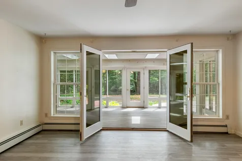 42 Shindagan Road Wilmot NH 03287