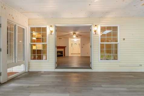 42 Shindagan Road Wilmot NH 03287