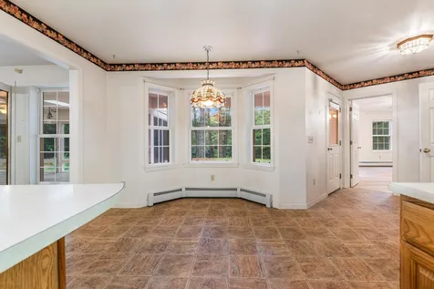 42 Shindagan Road Wilmot NH 03287