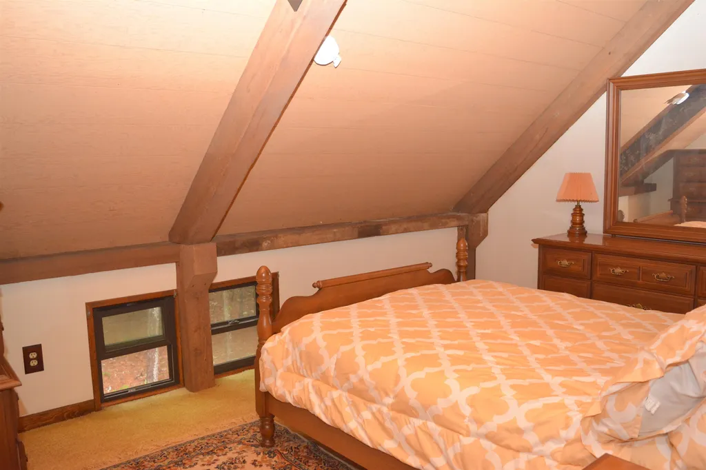 12 Bright Slope Way Grantham NH 03753