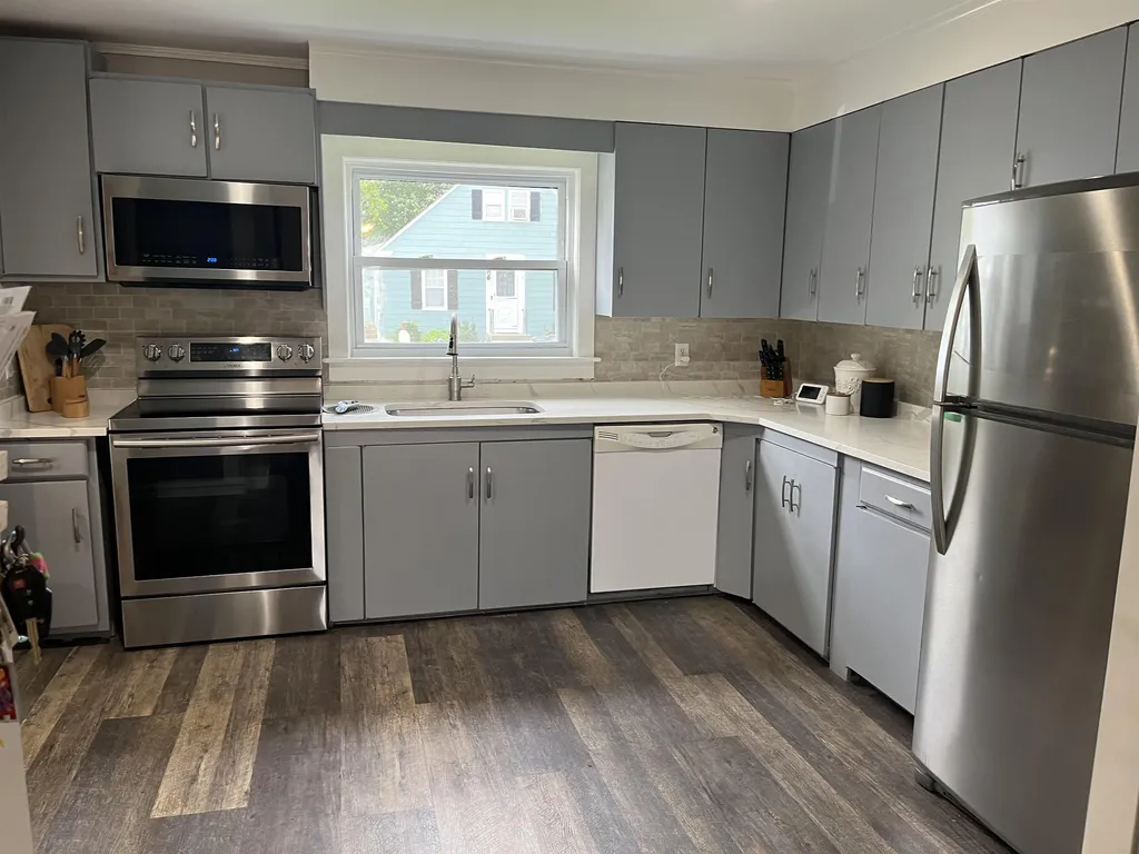 7 Blanchard Street Nashua NH 03060
