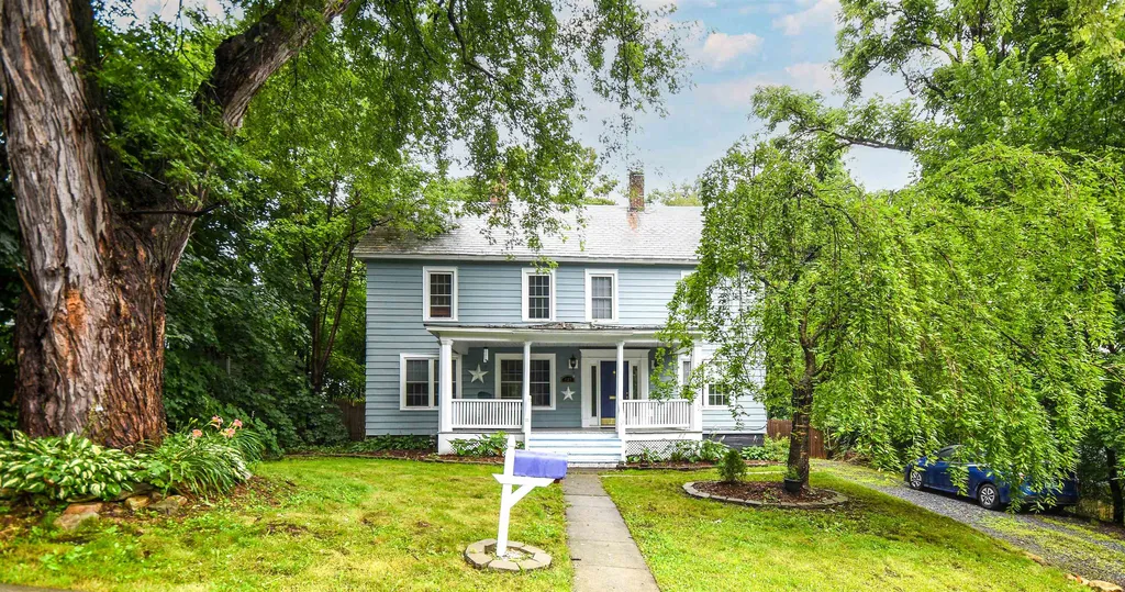 127 Jefferson Avenue Bennington VT 05201