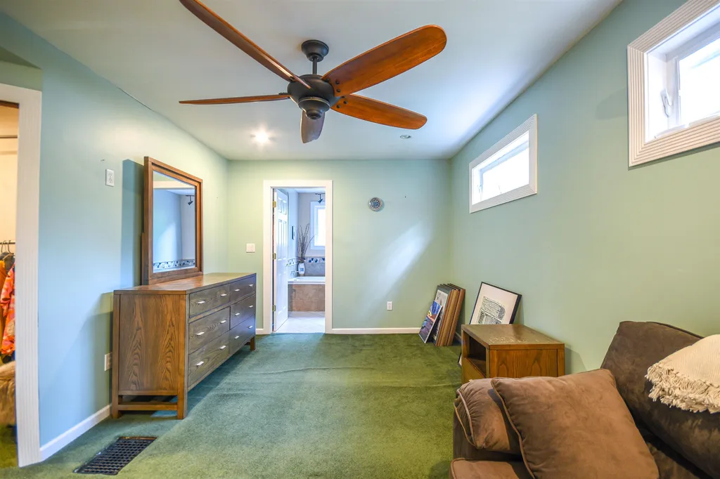127 Jefferson Avenue Bennington VT 05201