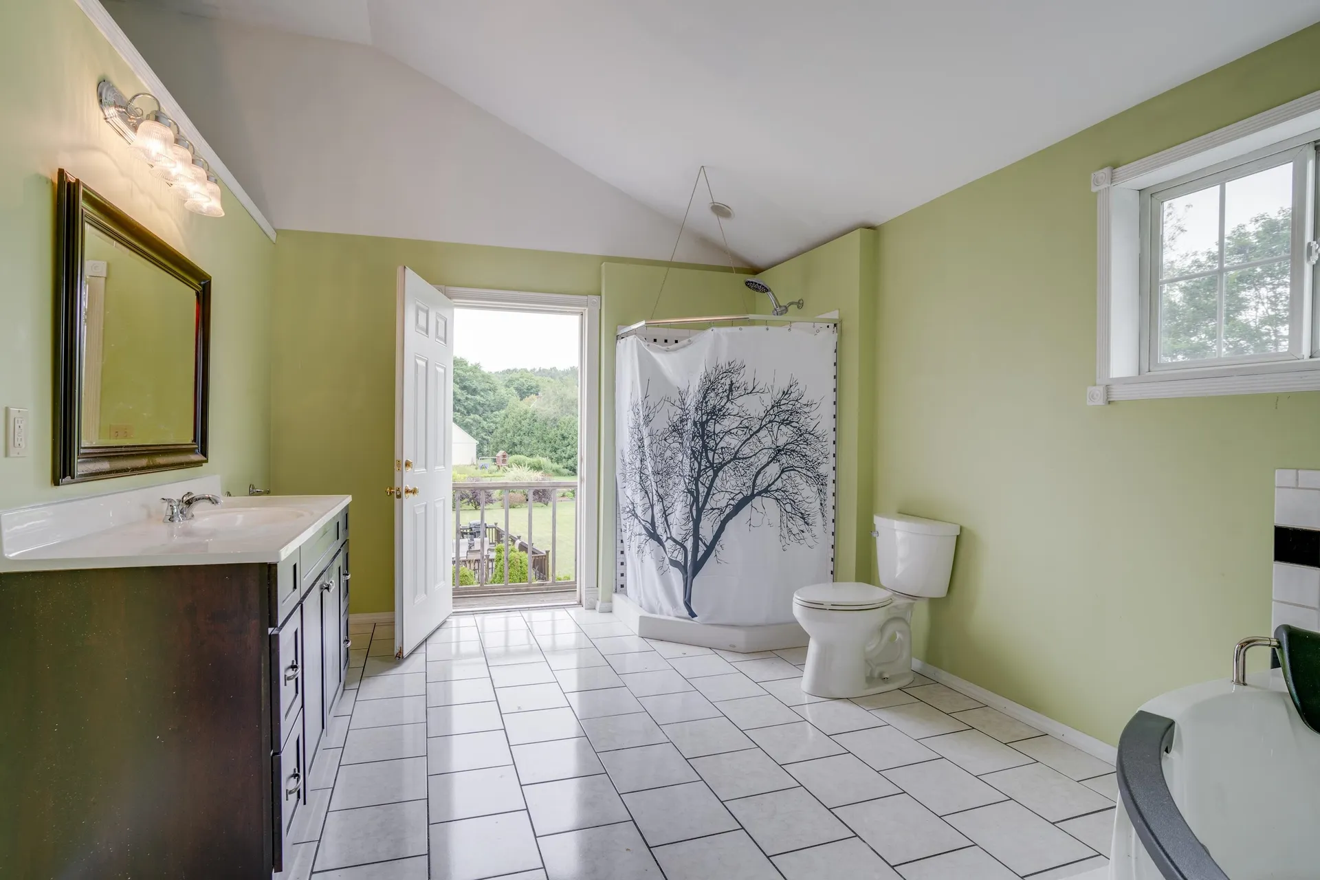 15 Clover Drive Essex VT 05452