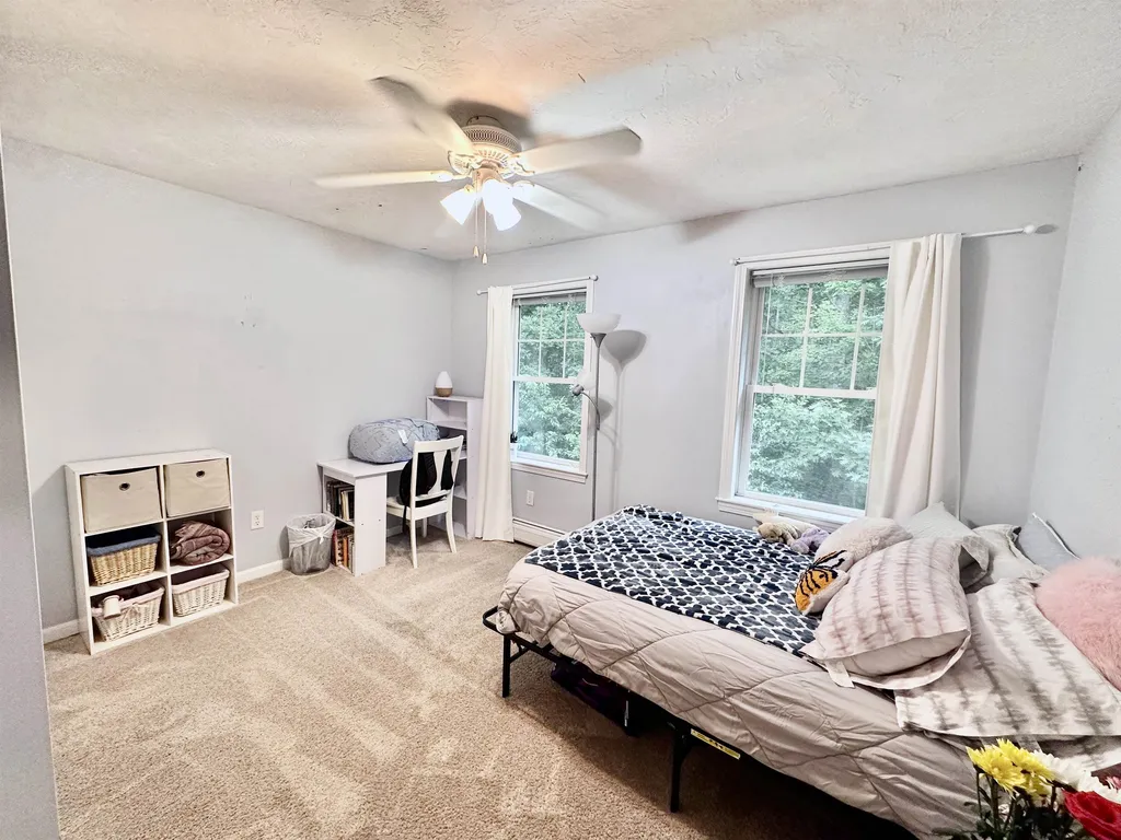 33 Snell Road Lee NH 03861-6717