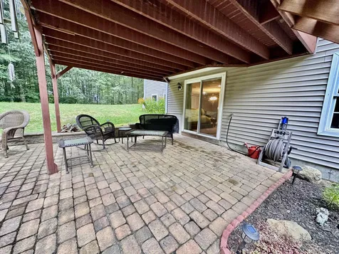 33 Snell Road Lee NH 03861-6717