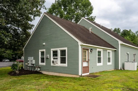 63 Farmgate Road South Berwick ME 03908