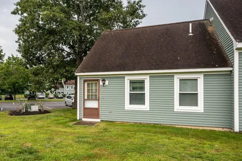63 Farmgate Road South Berwick ME 03908