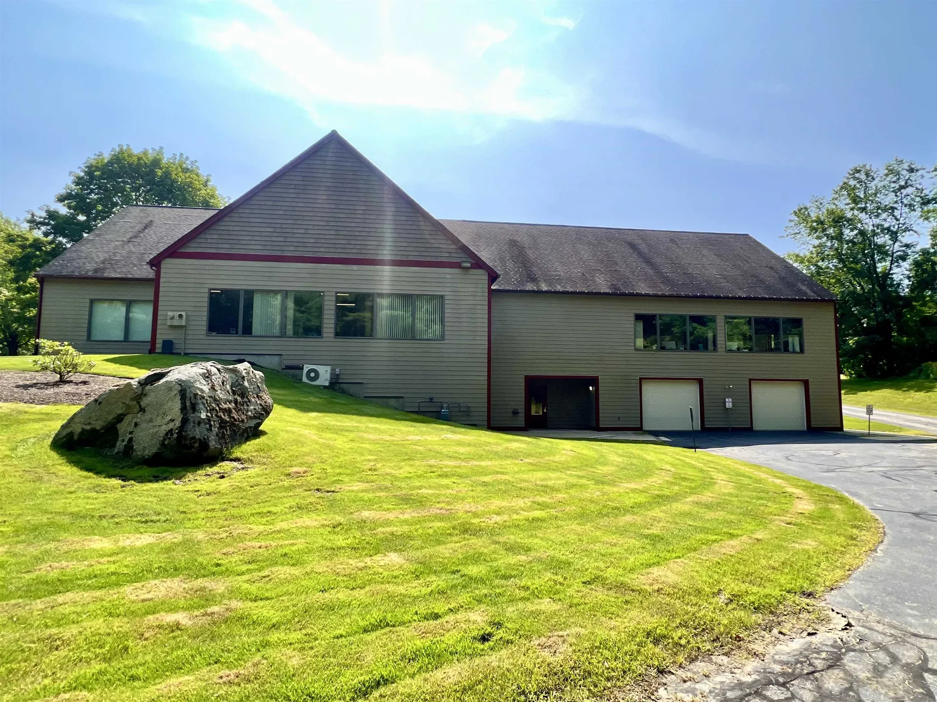 3 Holland Way Exeter NH 03833