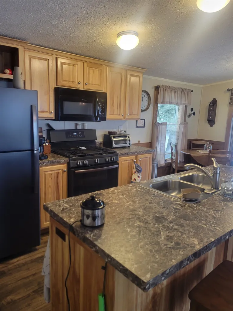 14 Roland Drive Allenstown NH 03275