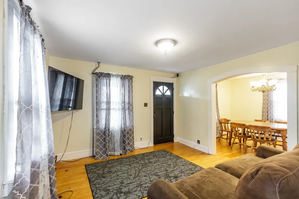 23 King Street Nashua NH 03060