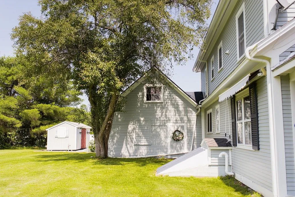 713 Upper Plain Bradford VT 05033