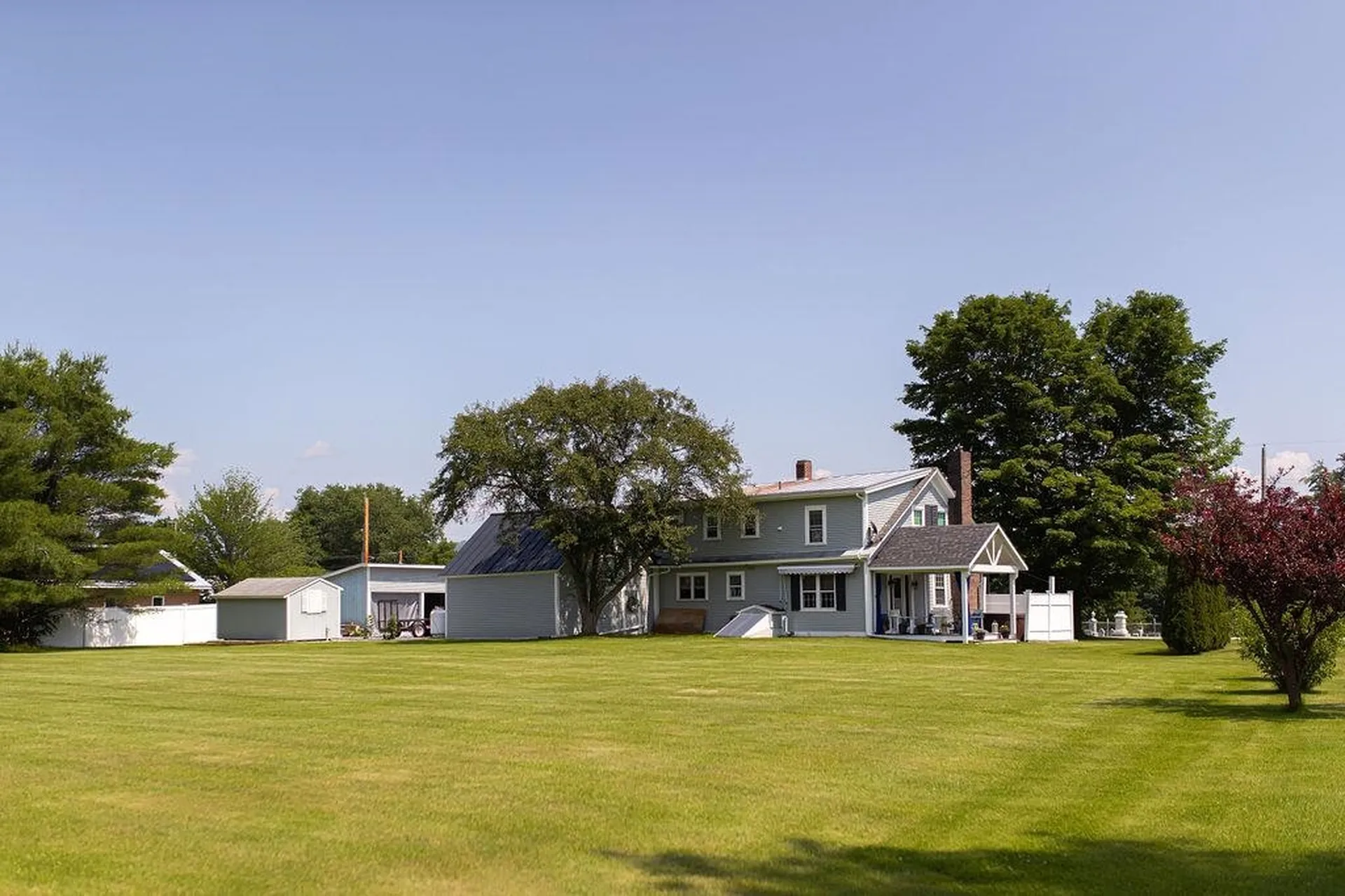 713 Upper Plain Bradford VT 05033