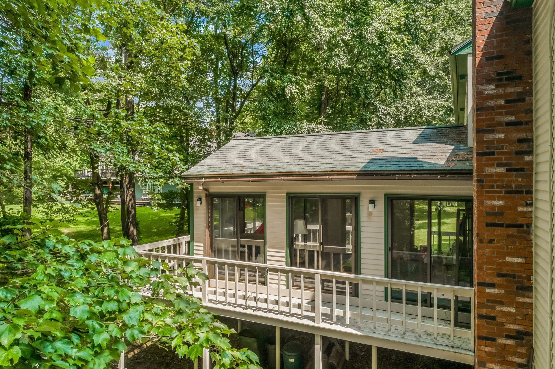8 Meadowbrook Road Derry NH 03038