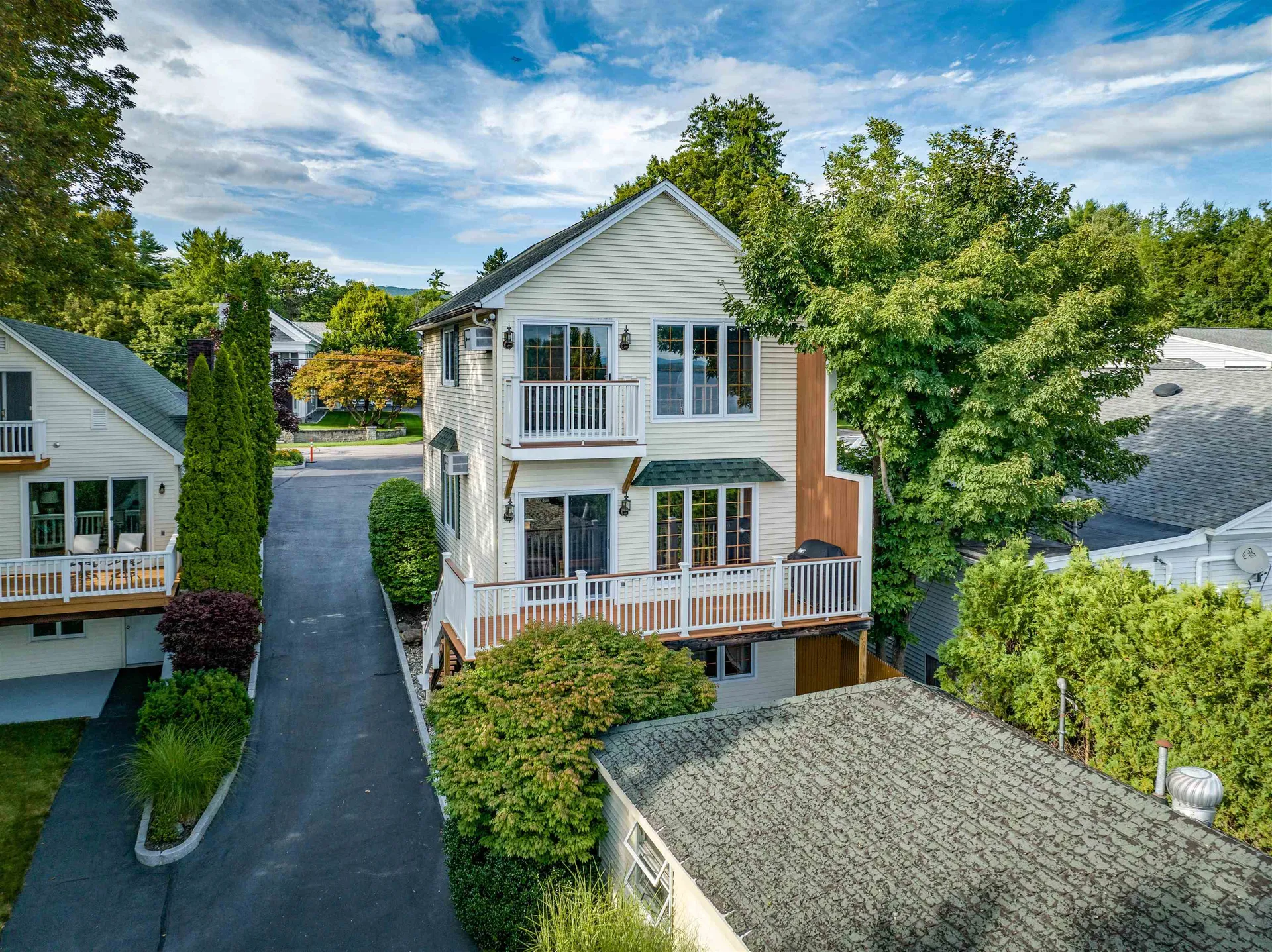 38 Lake Shore Drive Moultonborough NH 03254