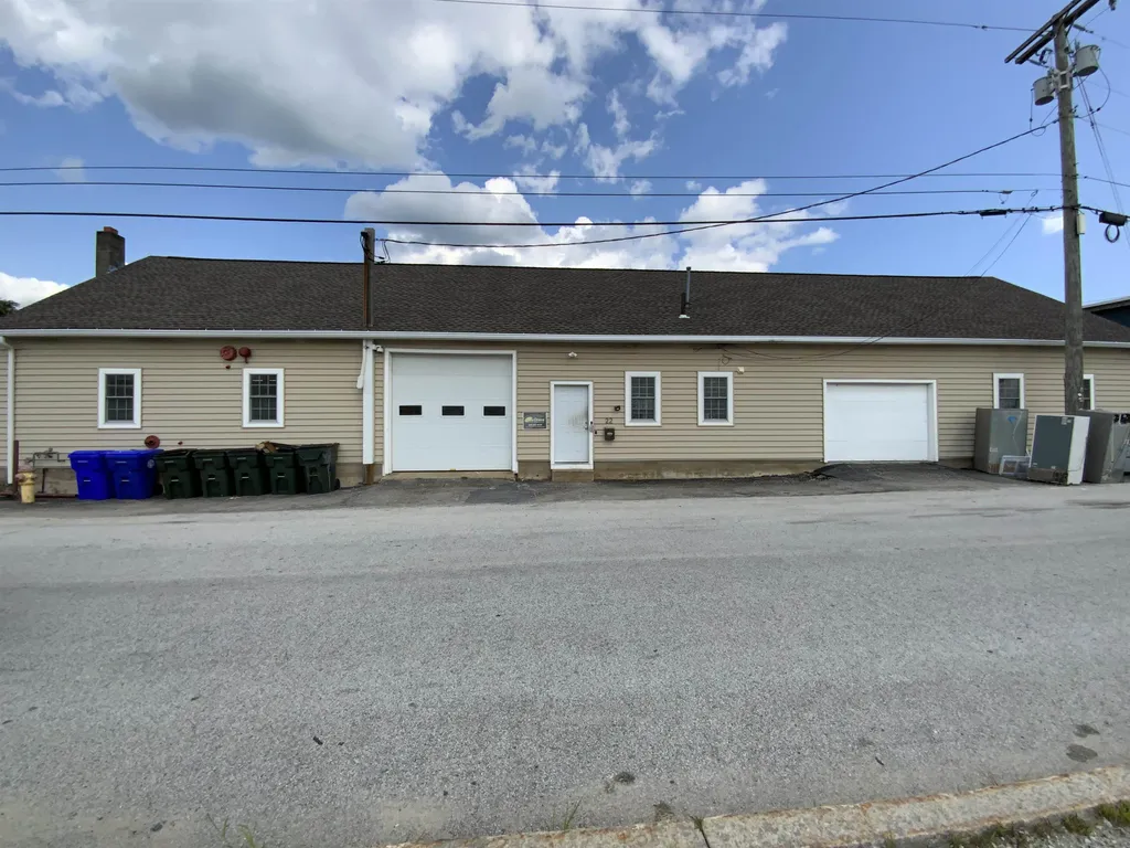 22 Rogers Street Manchester NH 03103