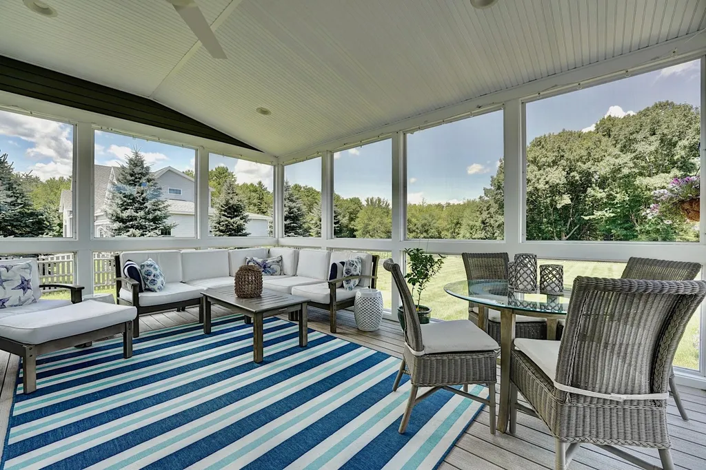 23 Maple Road North Hampton NH 03862
