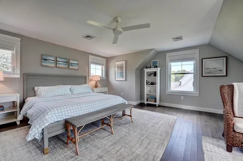 23 Maple Road North Hampton NH 03862