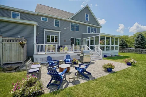 23 Maple Road North Hampton NH 03862