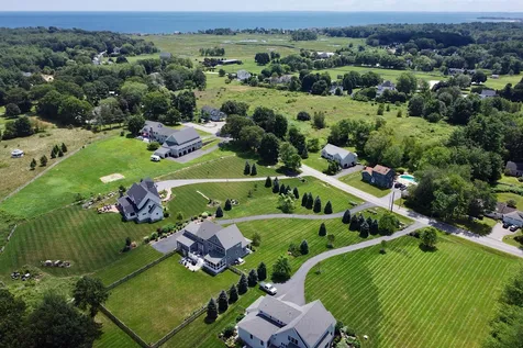 23 Maple Road North Hampton NH 03862