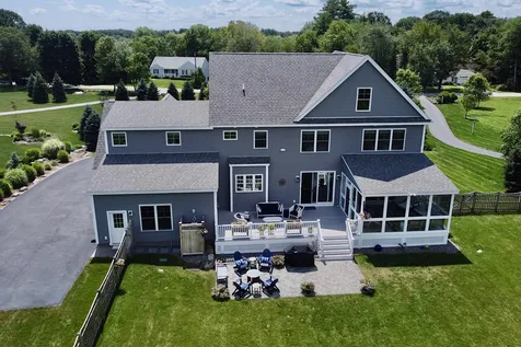 23 Maple Road North Hampton NH 03862