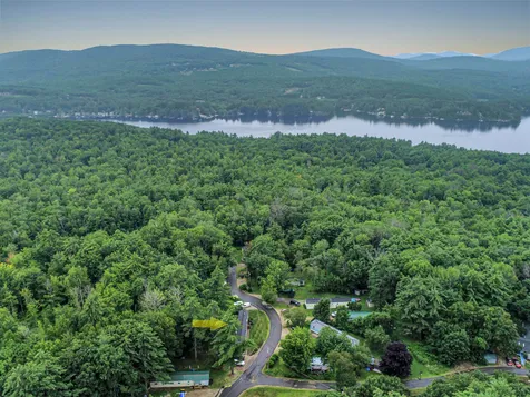 81 Bowman Road Alton NH 03809