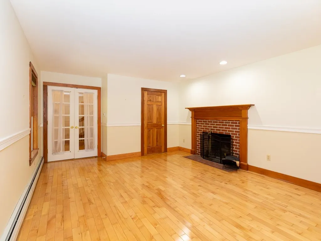 5 Hampshire Avenue Durham NH 03824