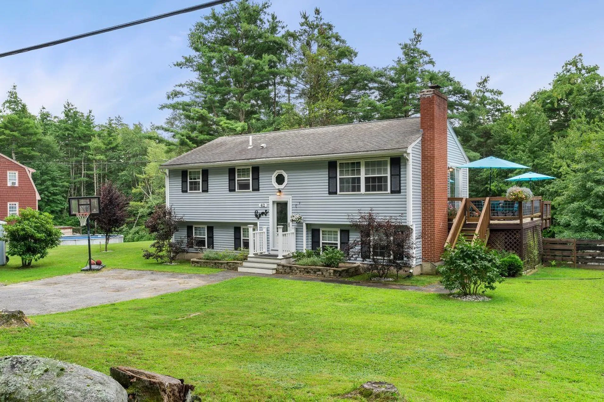 62 Old Auburn Road Derry NH 03038