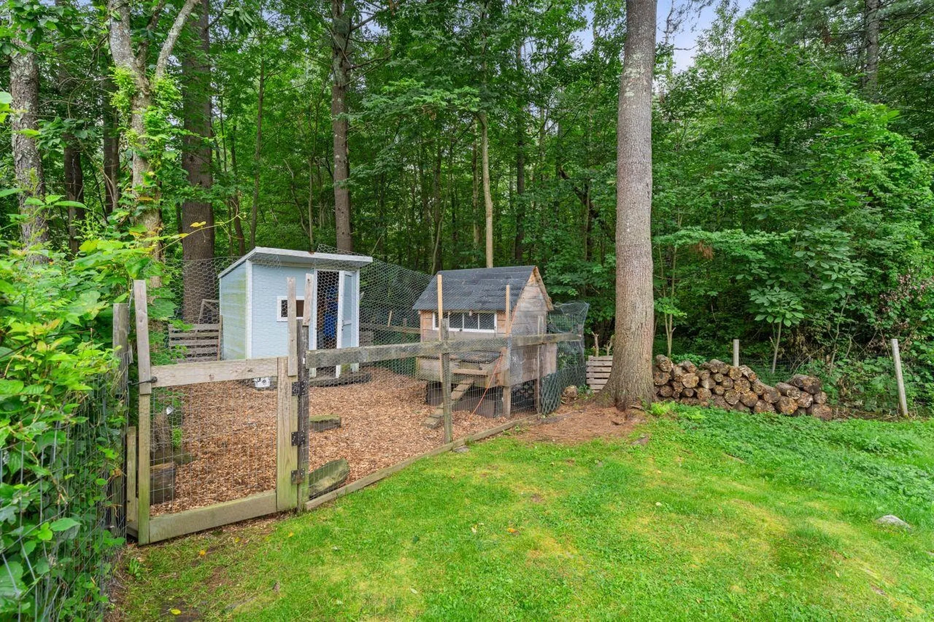 62 Old Auburn Road Derry NH 03038
